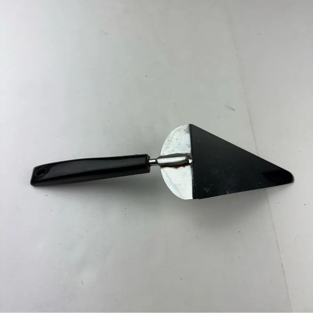 Vintage Ekco Pie Server Metal Black Handle Kitchen Utensil SEE ALL.